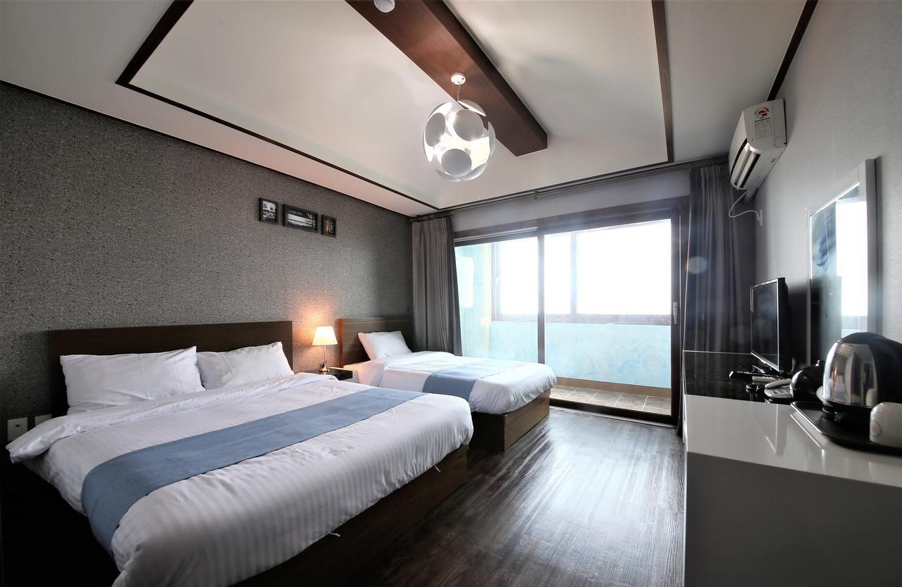 Woorim Hotel Jeju Exterior photo