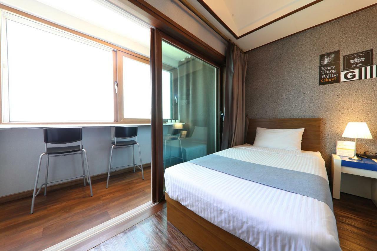 Woorim Hotel Jeju Exterior photo